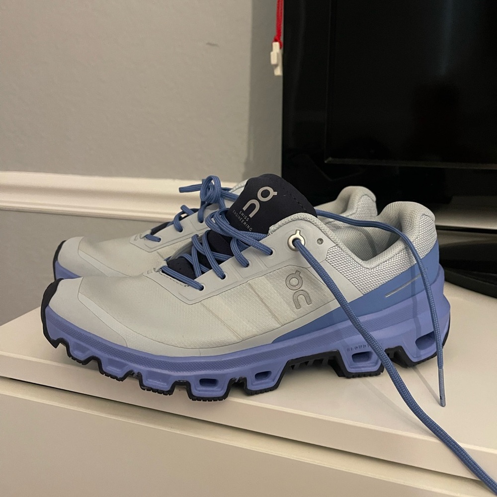 Women’s On Cloud Seakers